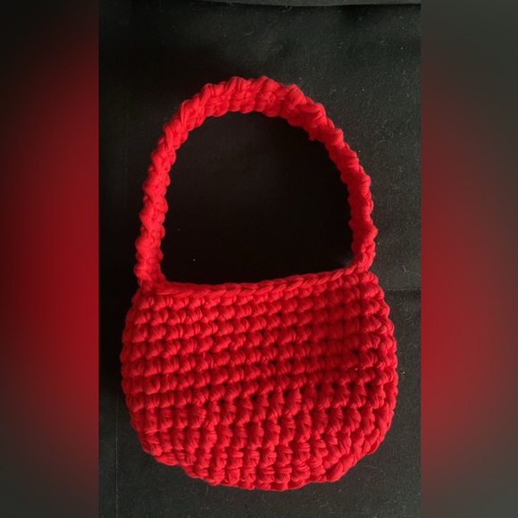 Red Crochet Shoulder Bag - Picture 3 of 3